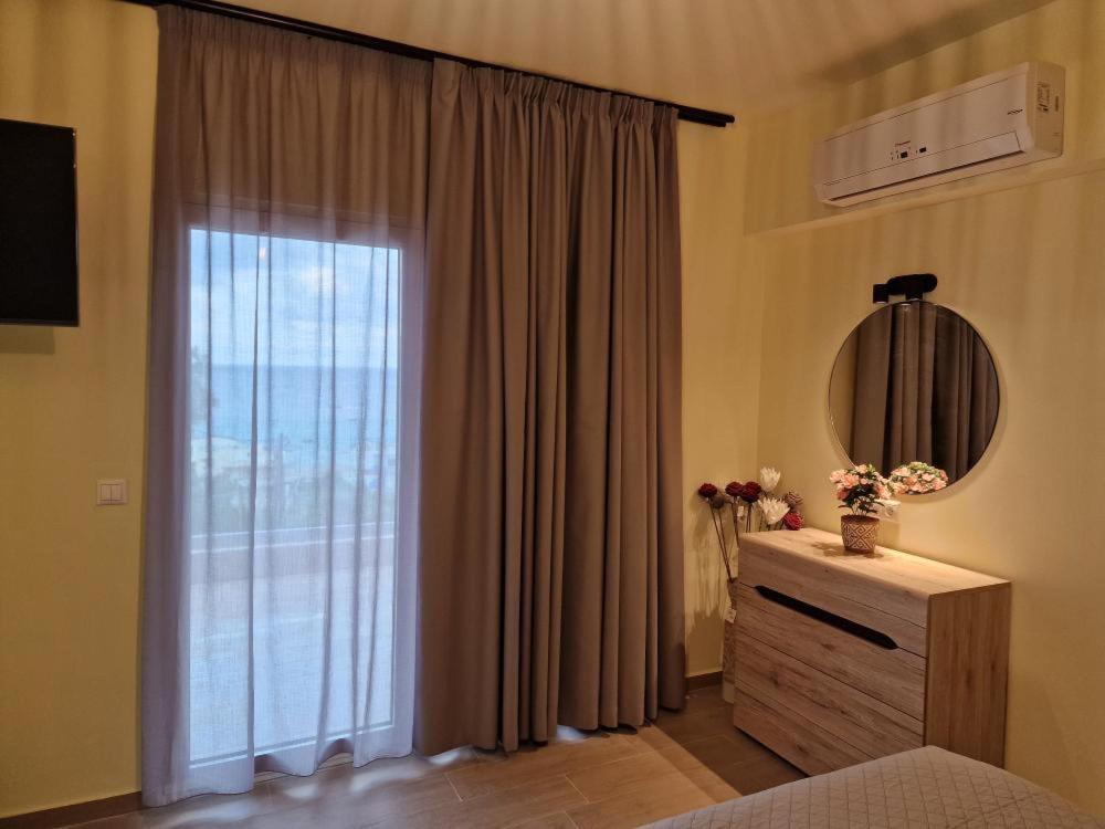 Apartamento Solymar Prive Archangelos  Exterior foto
